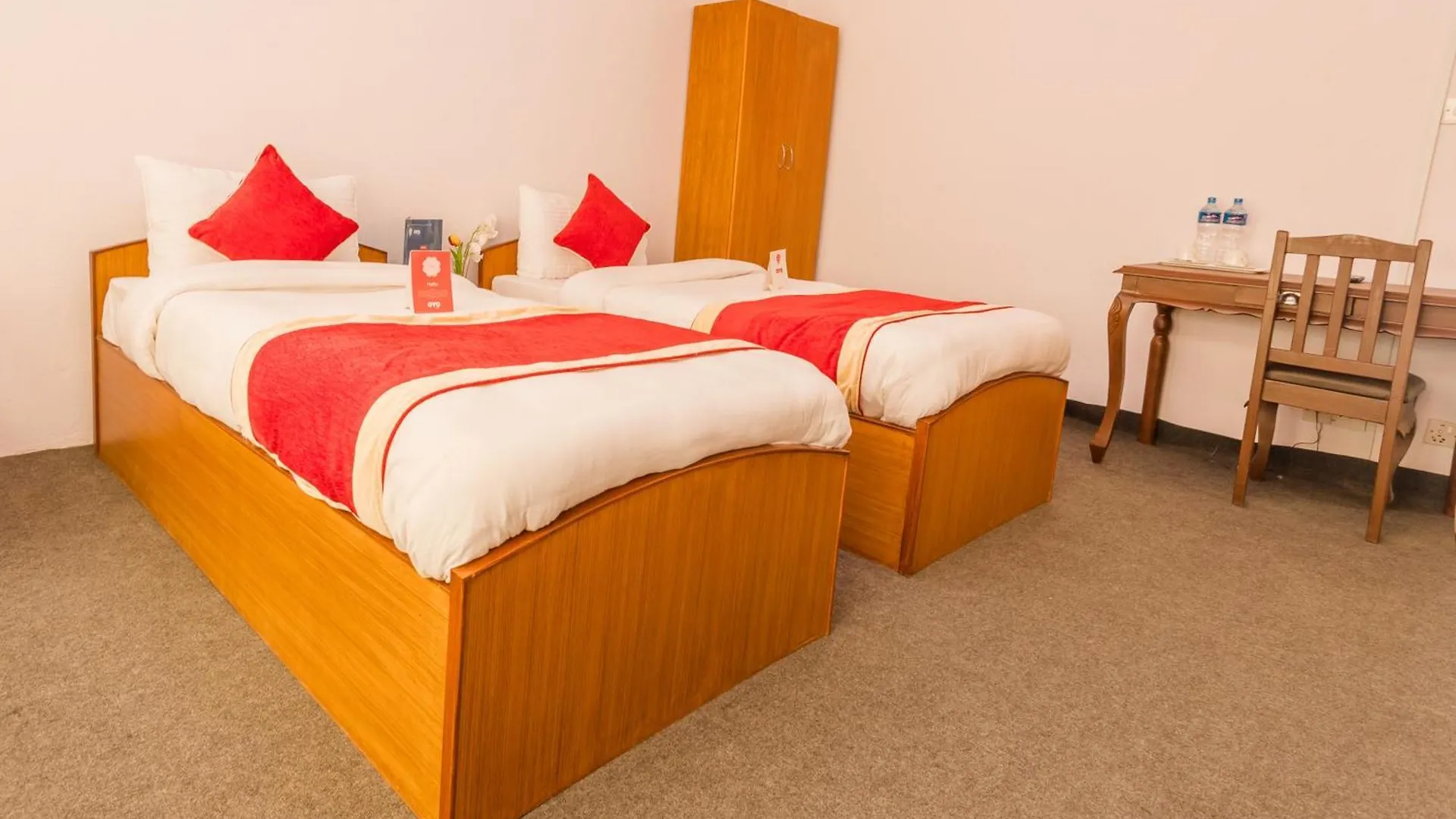 Hytte Oyo 135 Lost Garden Apartment And Guest House Katmandu Nepal