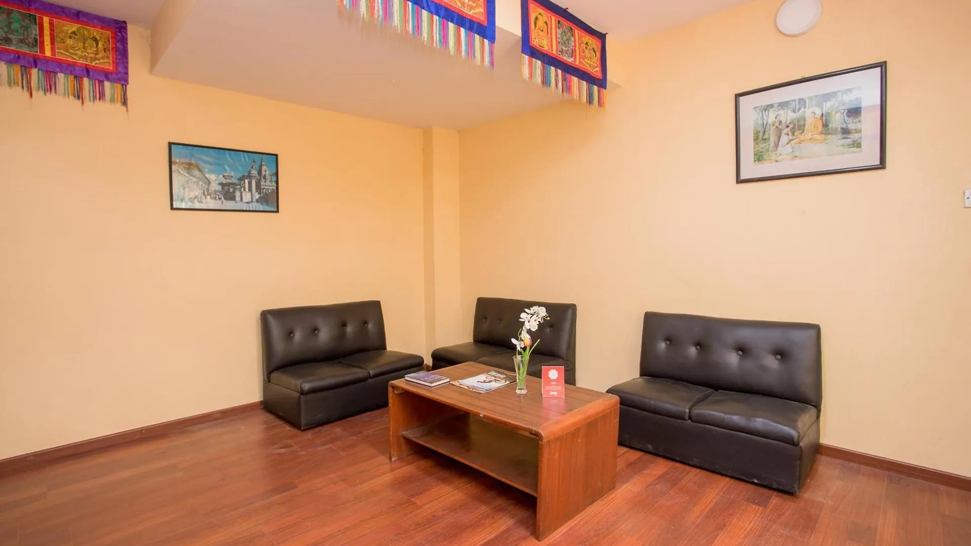 Hytte Oyo 135 Lost Garden Apartment And Guest House Katmandu