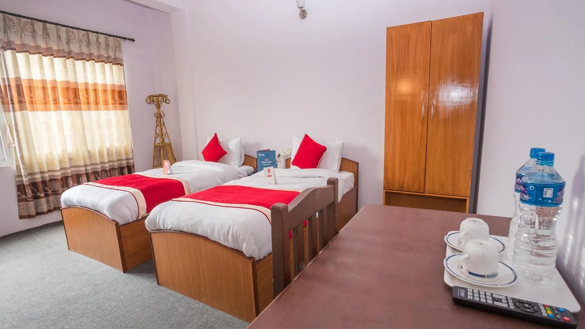 Oyo 135 Lost Garden Apartment And Guest House Katmandu Hytte